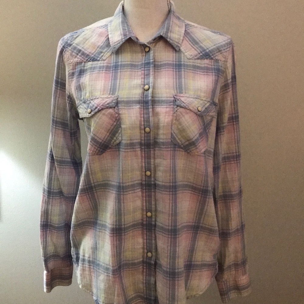 American Eagle Size Medium - image 1